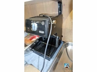 Apparaat met koffiemolen - afbeelding 9 van  9