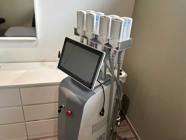 Apparaat voor beauty & health professional plaat cryolipolyse - afbeelding 5 van  10