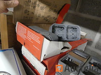 Apparatuur elektrische verschillend, bouwplaats overblijfsel - afbeelding 9 van  16