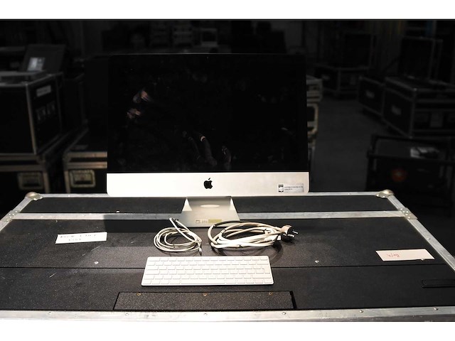 Apple - 21,5 inch - imac - desktop - afbeelding 1 van  3