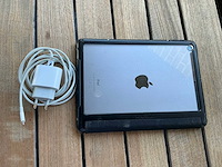Apple - a1954 - ipad 2018 32gb wifi 4g spacegrijs - tablet - afbeelding 2 van  4