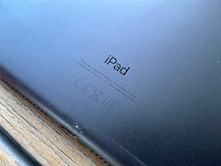 Apple - a2429 - ipad 2020 32gb wifi 4g - tablet - afbeelding 1 van  1
