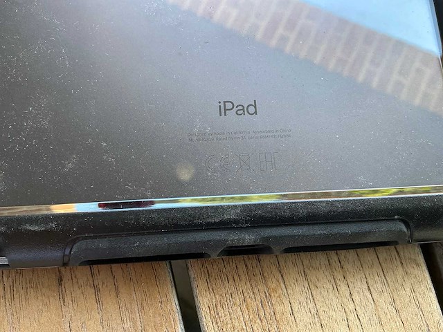 Apple - a2429 - ipad 2020 32gb wifi 4g spacegrijs - tablet - afbeelding 4 van  4
