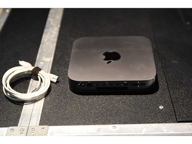 Apple - mac mini - desktop - afbeelding 2 van  2
