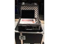 Apple - macbook pro touchbar - laptop - afbeelding 1 van  1