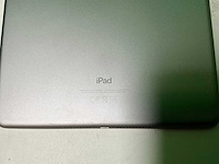 Apple a1954 6e generatie 32gb wifi en cellular tablet - afbeelding 3 van  3