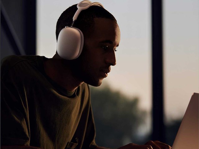 Apple airpods max - over-ear draadloze koptelefoons, actieve ruisonderdrukking, transparantiemodus, aangepaste ruimtelijke audio, dolby atmos, bluetooth-koptelefoons voor iphone, kleur - afbeelding 1 van  8