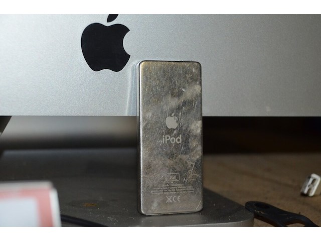 Apple i-mac 20 16b, 250gb met toetsenbord en toebehoren - afbeelding 6 van  7