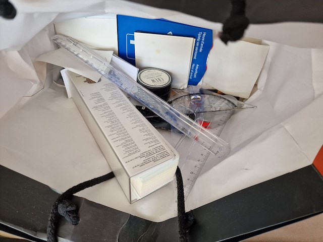 Apple imac + bureelgerief - afbeelding 6 van  8