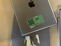 Apple ipad 2 stuks - afbeelding 1 van  3