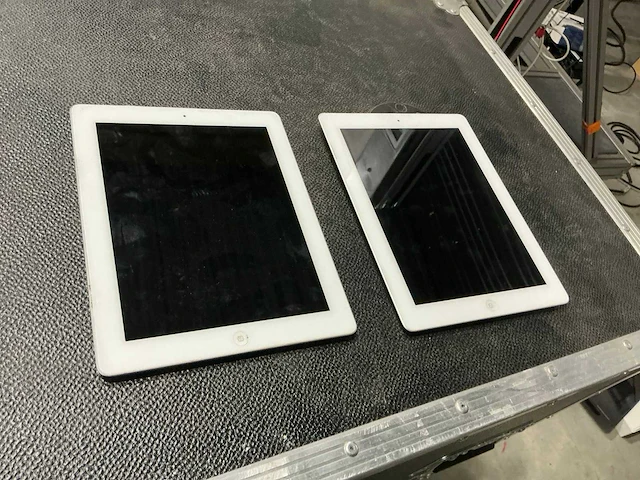 Apple ipad a1396 tablet (2x) - afbeelding 1 van  4