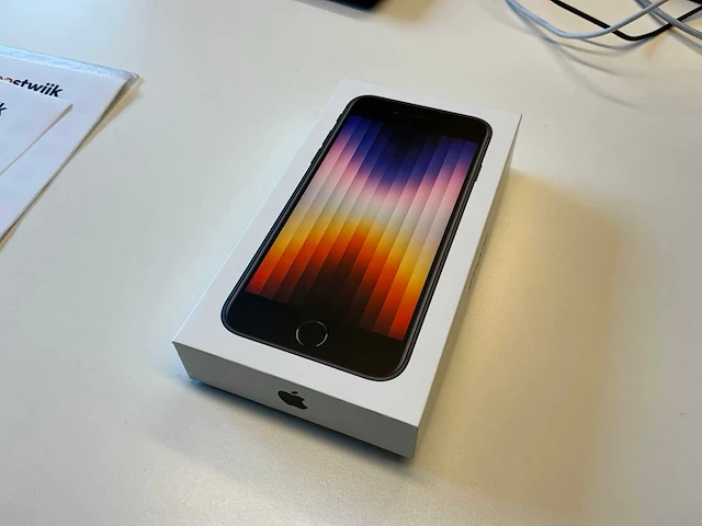 Apple iphone se smartphone - afbeelding 4 van  4