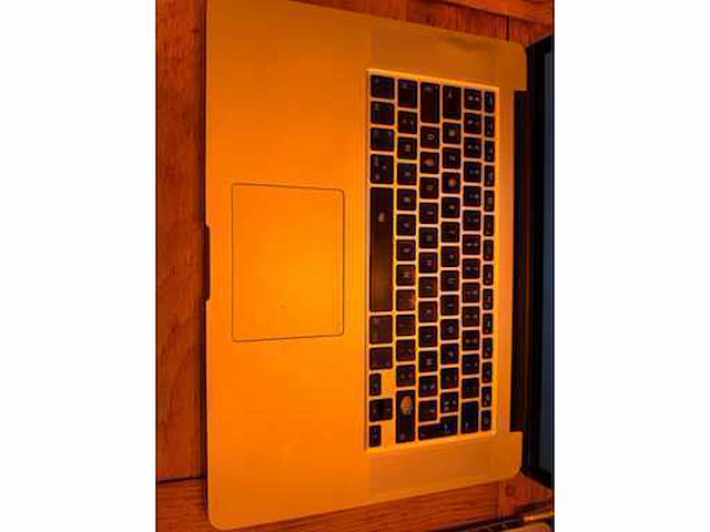 Apple macbook 15" (2x) - afbeelding 3 van  9