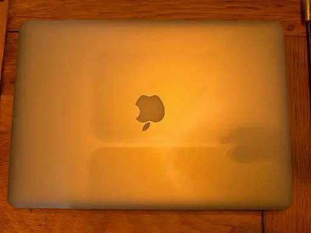 Apple macbook 15" (2x) - afbeelding 8 van  9
