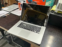 Apple macbook 15” - afbeelding 1 van  3