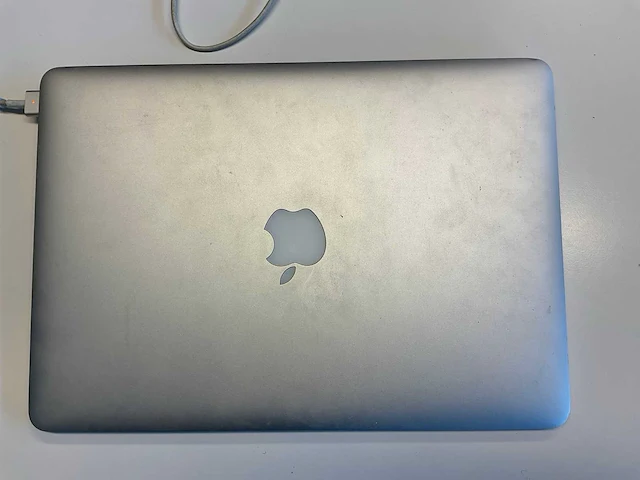 Apple macbook air a1466 laptop - afbeelding 1 van  6