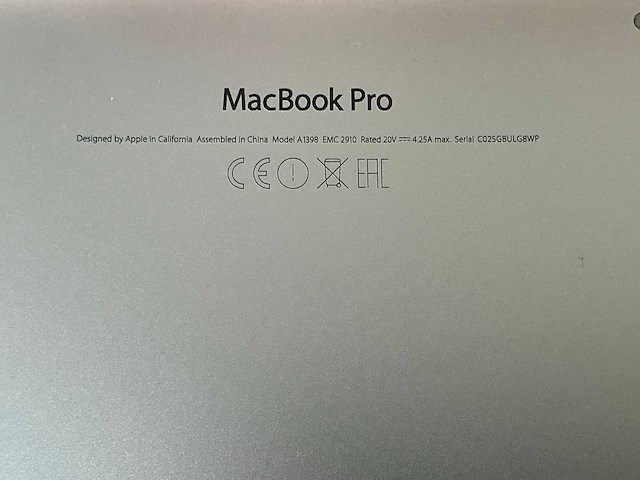 Apple macbook pro a1398 15” laptop - afbeelding 4 van  5