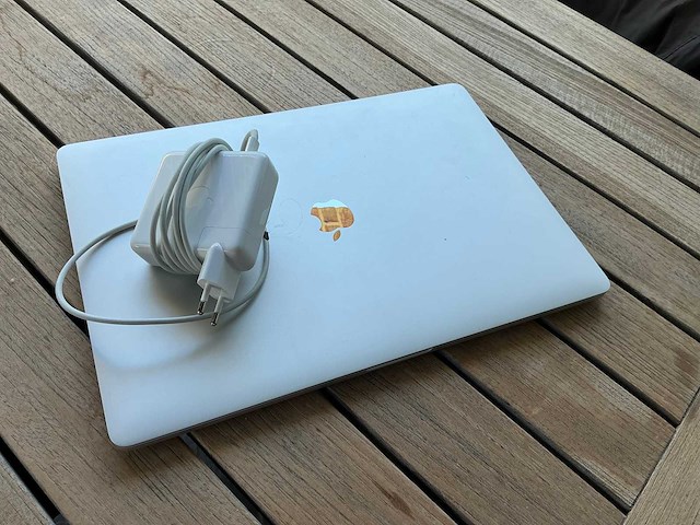 Apple macbook pro a2141 emc 3347 macbook pro 16” - afbeelding 3 van  4
