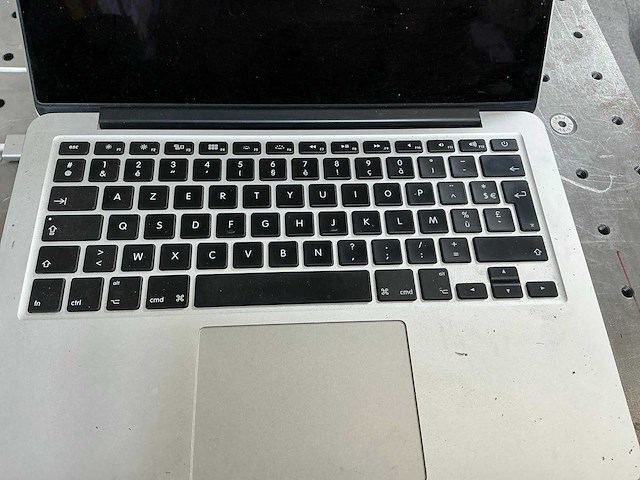 Apple macbook pro laptop - afbeelding 3 van  4
