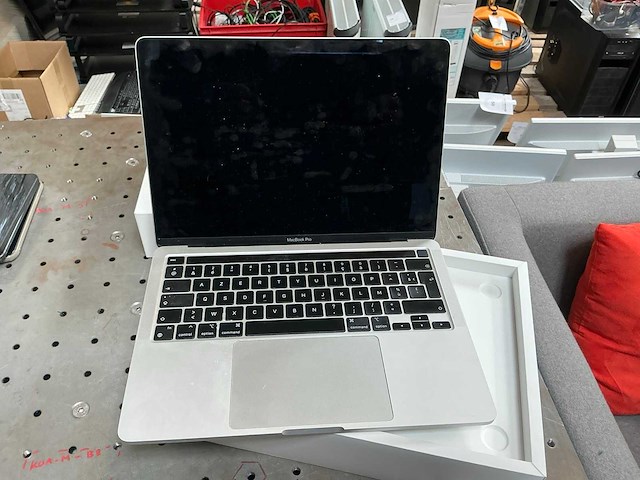Apple macbook pro laptop - afbeelding 3 van  6