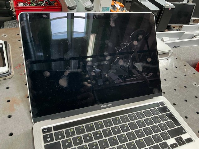 Apple macbook pro laptop - afbeelding 4 van  6