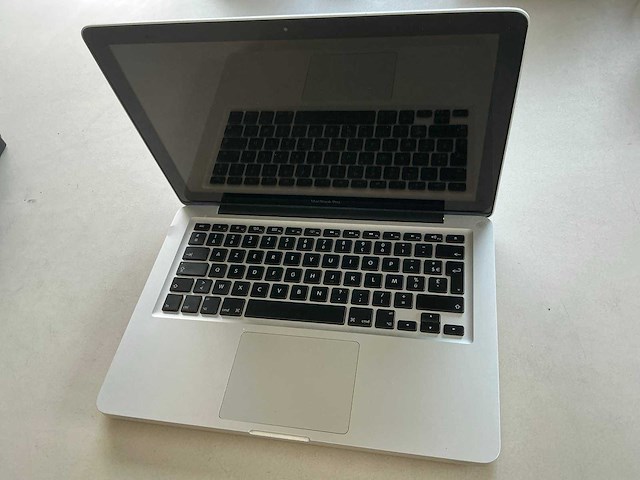 Apple macbook pro laptop - afbeelding 1 van  5