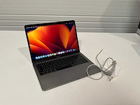 Apple macbook pro