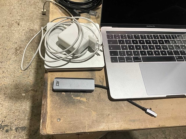 Apple macbook proa1706 laptop - afbeelding 5 van  9