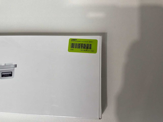 Apple mb110fn/b azerty toetsenbord - afbeelding 4 van  4