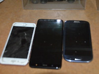 Apple mini mac 1.83, 3 smartphones, compact camera hp e337, compact camera sony cybershot, 2 speelgoed auto - afbeelding 6 van  8