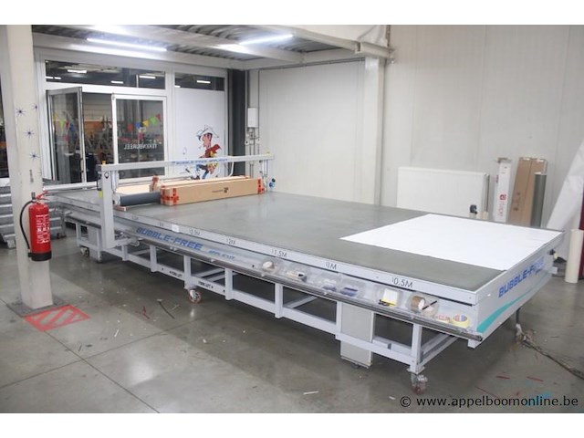 Applicatietafel bubble-free bbf 2257 c.g led, bouwjaar 2015, serienummer ad0293, 0,9 kw, 230 v, ca. 5.5m, ce-gemarkeerd, werking niet gekend - afbeelding 1 van  5