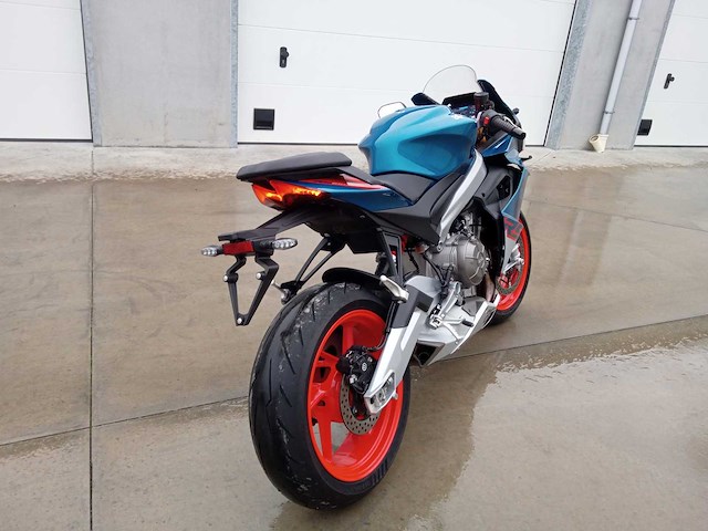 Aprilia - rs 660 - motorfiets - afbeelding 13 van  14