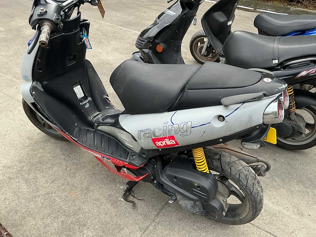 Aprilia 46 racing scooter - afbeelding 5 van  8