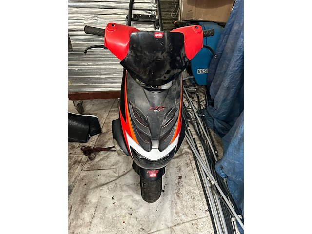 Aprilla sr50: project - afbeelding 2 van  9