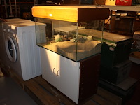 Aquarium op meubel