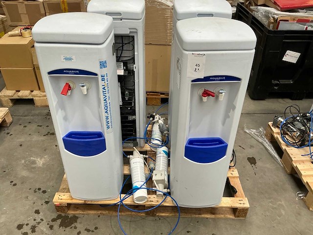 Aquarius waterdispenser (2x) - afbeelding 1 van  4