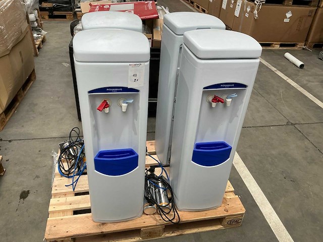 Aquarius waterdispenser (2x) - afbeelding 1 van  6