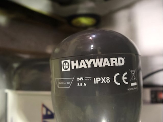 Aquavac zwembad robot - afbeelding 5 van  6