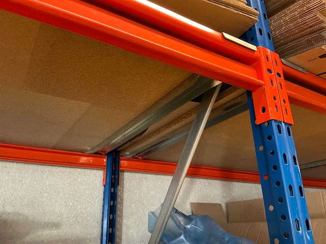 Ar magazijnstelling met inhoud - afbeelding 4 van  11