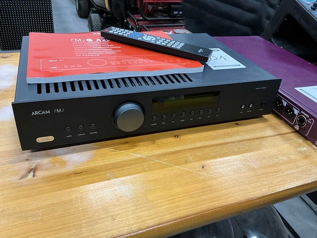 Arcam a29 homecinema-versterker - afbeelding 1 van  3