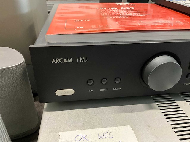 Arcam geluidsversterker - afbeelding 2 van  3