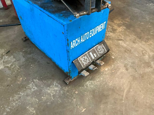 Arch auto equipment aae-c120 banden de-en montageapparaat - afbeelding 4 van  8