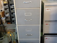 Archiefkast 4 laden - afbeelding 1 van  2
