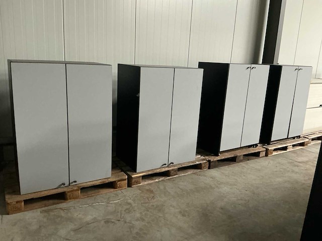Archiefkast (4x) - afbeelding 1 van  2
