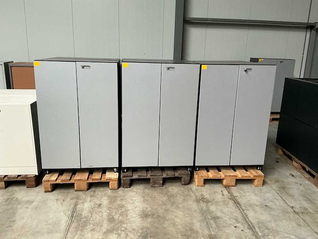 Archiefkast (6x) - afbeelding 1 van  4