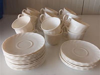 Arcopal koffieservies. 36-delig - afbeelding 2 van  4