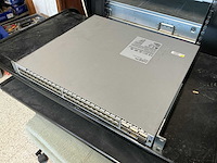 Arista dcs-7050sx-72q wifi, router & switch - afbeelding 1 van  5