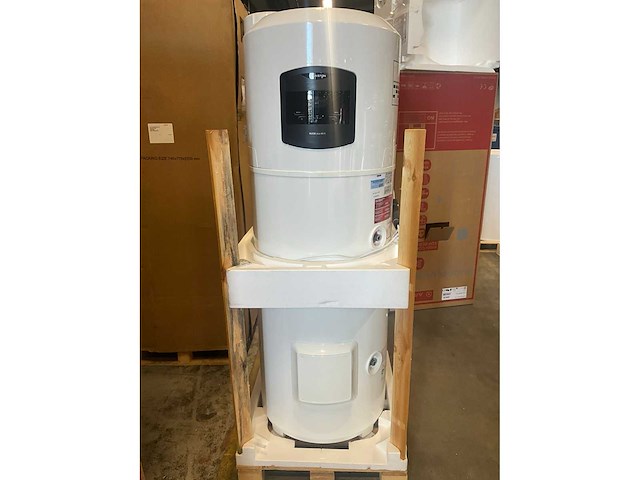 Ariston nuos plus wi-fi 200 cod.3069775 warmtepompboiler - afbeelding 3 van  7