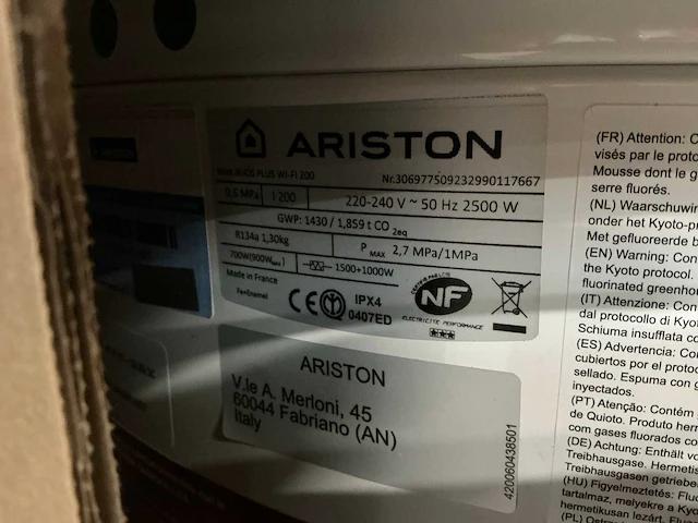 Ariston nuos plus wi-fi 200 warmtepompboiler - afbeelding 3 van  4
