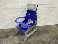 Arjo - carendo - elektrische douchestoel toiletstoel - afbeelding 1 van  5